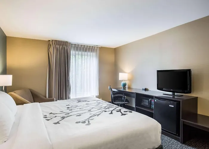 Sleep Inn & Suites
